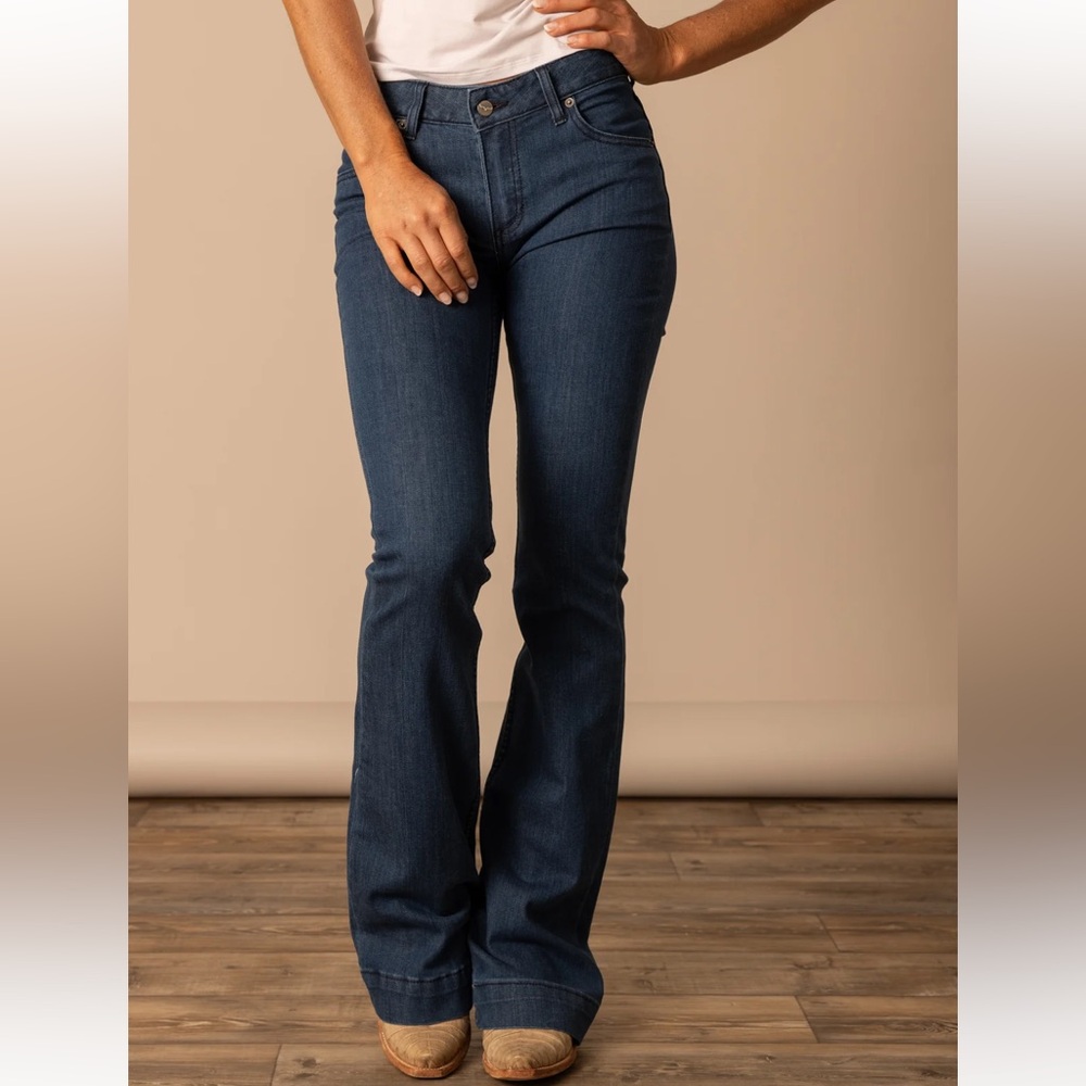 Kimes Ranch Womens Lola Jeans